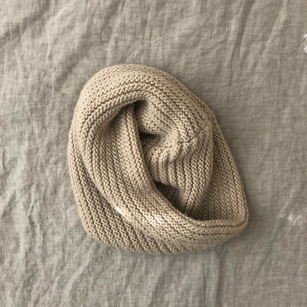 Scarf - Picture 2 of 2